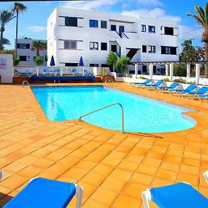 https://costa-luz-apt-1-ground-floor-apartment-near-beach.puertodelcarmen-hotels.org